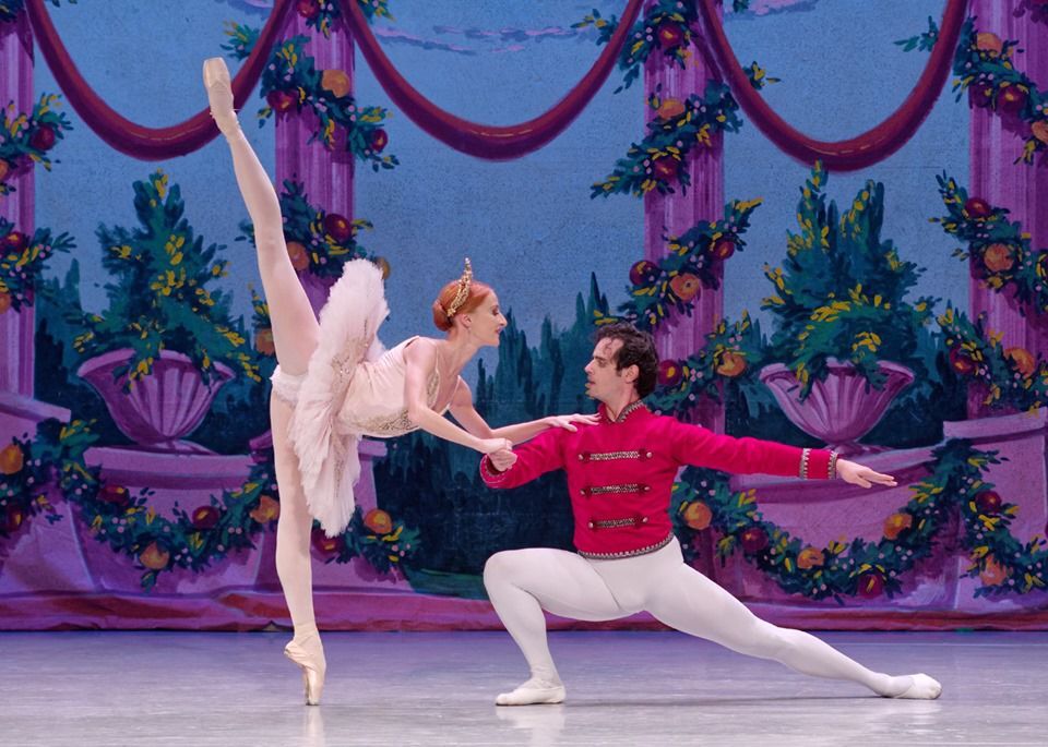 191204_drc_xmasnutcrackerimg.jpg